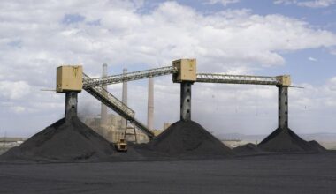 US Plans to Use Emergency Powers to Save More Coal Plants