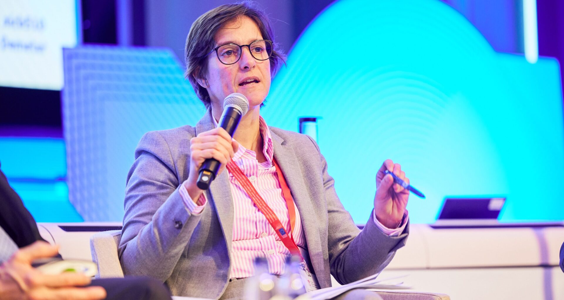 Commission's budget tsar under fire for 'Trumpian' power grab