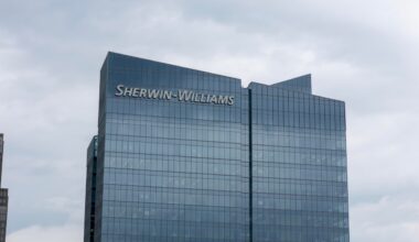 Sherwin-Williams suspends 401(k)-matching amid weak sales