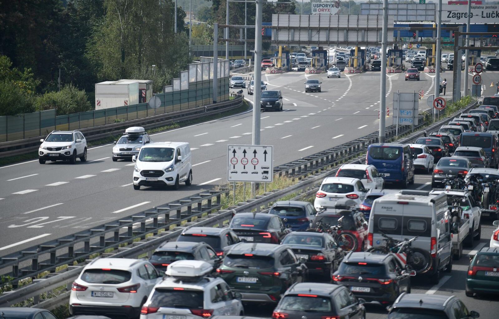 chinese company zagreb entrance