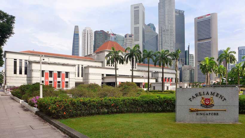 Singapore's $3.1 Billion Pharma Industry at Risk From US Tariffs