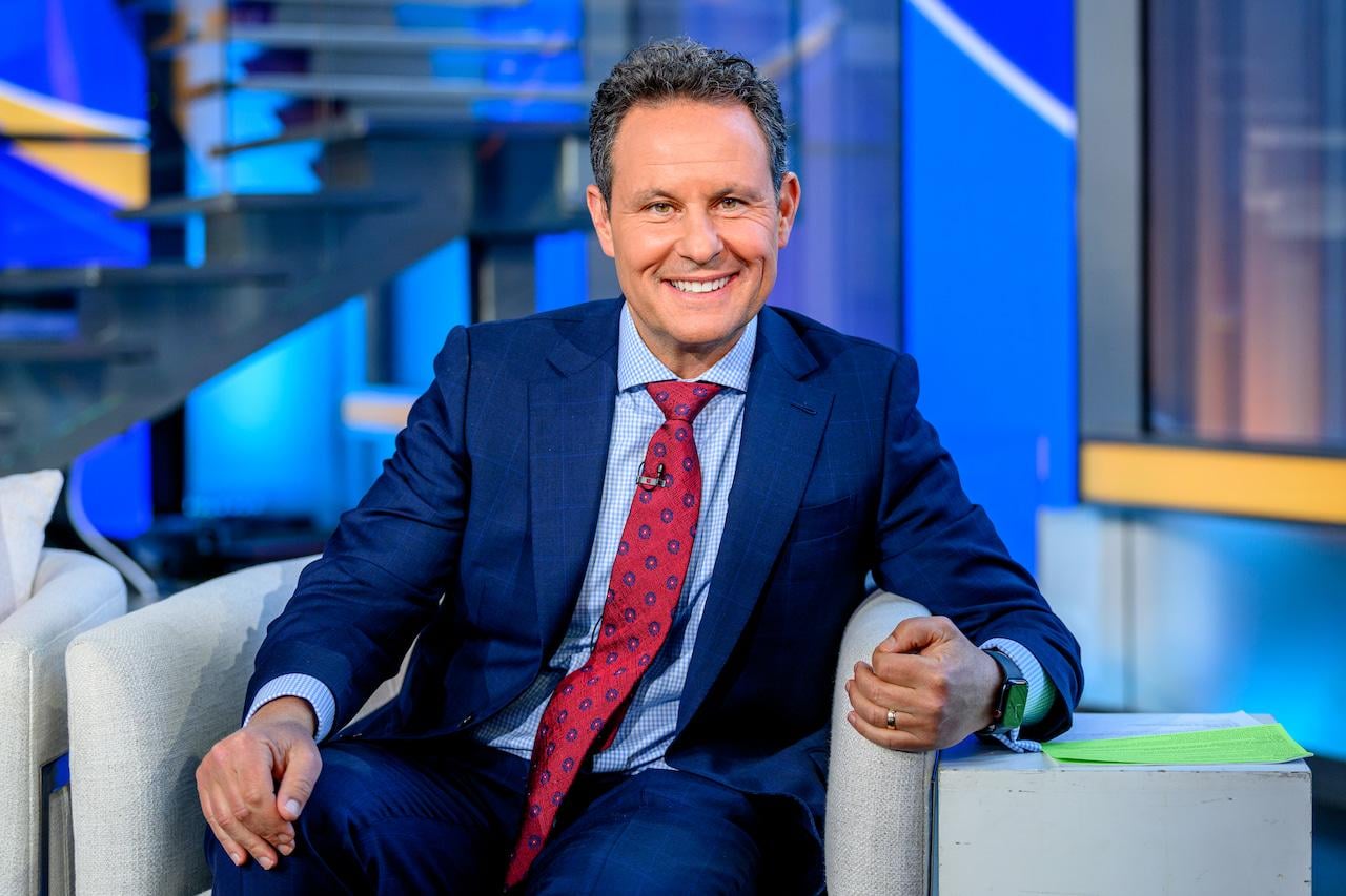 "Just kill em": Fox host's 'sick' suggestion for dealing with homeless spurs calls for his firing [« Il faut juste les tuer » : la suggestion répugnante de l'animateur de Fox concernant les SDF suscite des appels à son licenciement]