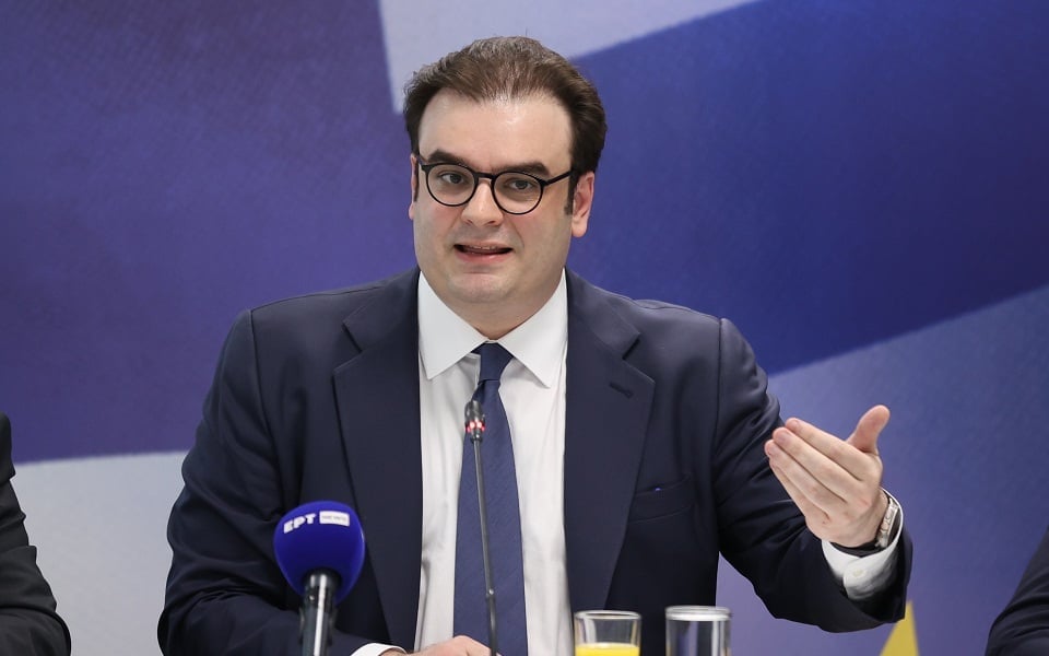 Finance minister to focus on productivity, competitiveness