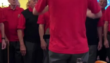 Help identify a Welsh song that moved me to tears?