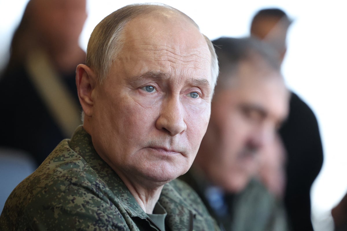 Ukraine-Russia war latest: Three dead after Putin targets Ukrainian railways in overnight attack