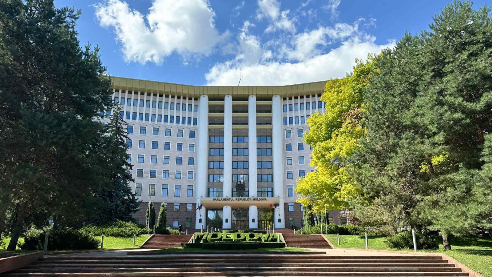 Moldova Wants EU Membership, Even If It Means Abandoning Ukraine