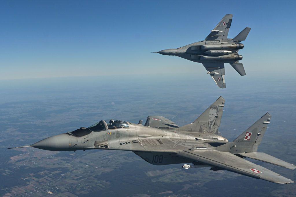 'Roger that' — Poland, Estonia welcome Trump's calls to shoot down Russian jets