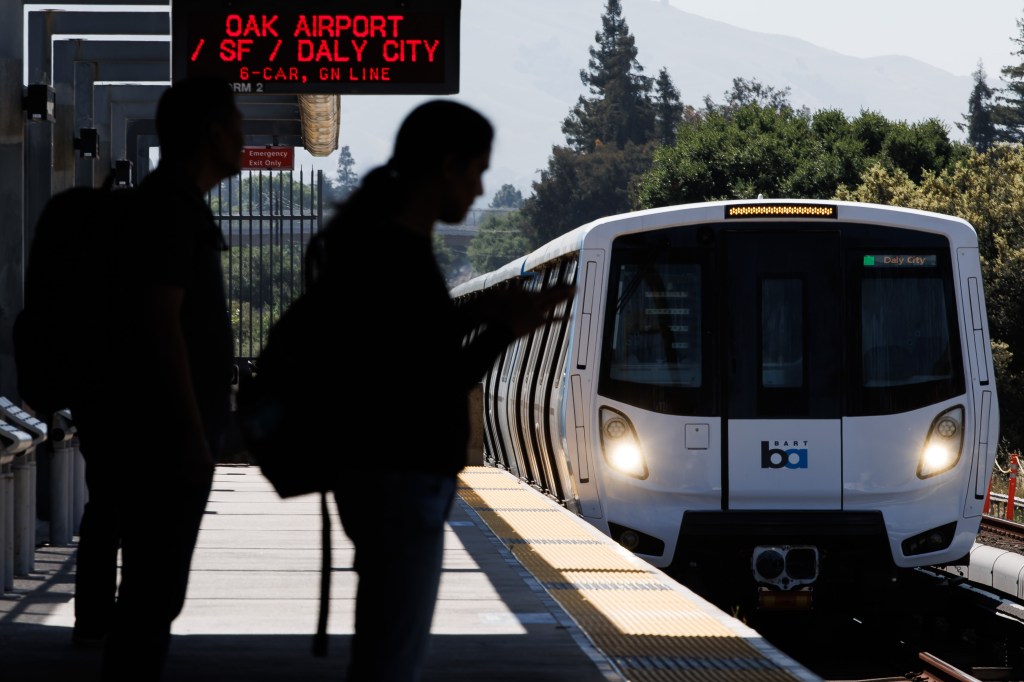 Newsom holding up a $750 million lifeline to Bay Area transit agencies, advocates say – The Mercury News
