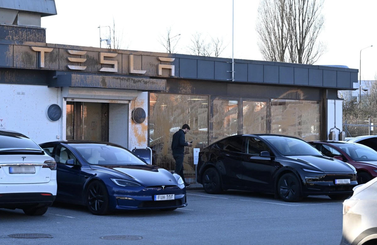 Tesla Lags 2024 in Sweden Despite Hitting New 2025 High in September – EV