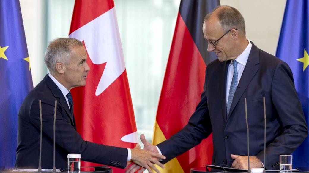 Click to play video: 'Canada signs critical minerals deal with Germany, narrows down new submarine suppliers'