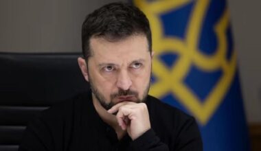 Zelenskyy in Paris explains why territorial concessions to Putin are unacceptable