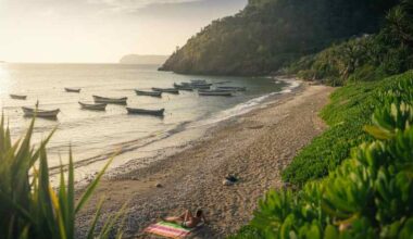 Southern Türkiye Beaches Remain Crowded as Autumn Brings Tourists
