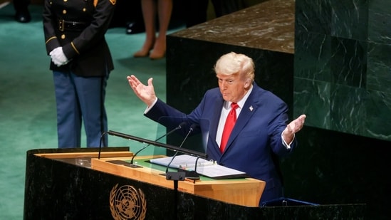 Donald Trump said that the "broken" teleprompter made his speech at the UNGA "more interesting".(Bloomberg)