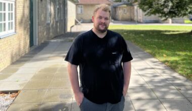 Studerende efter nye regler om mødepligt: 'Det er urimeligt' [100% fravær for dagen hvis man kommer 5 minutter for sent]