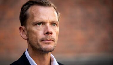 Åben overvågnings-krig i regeringen: - Det må ikke ofres på det alter [EU medlem Morten Løkkegaard (V) forholder sig til justitsminister Peter Hummelgaards begejstring for overvågning]