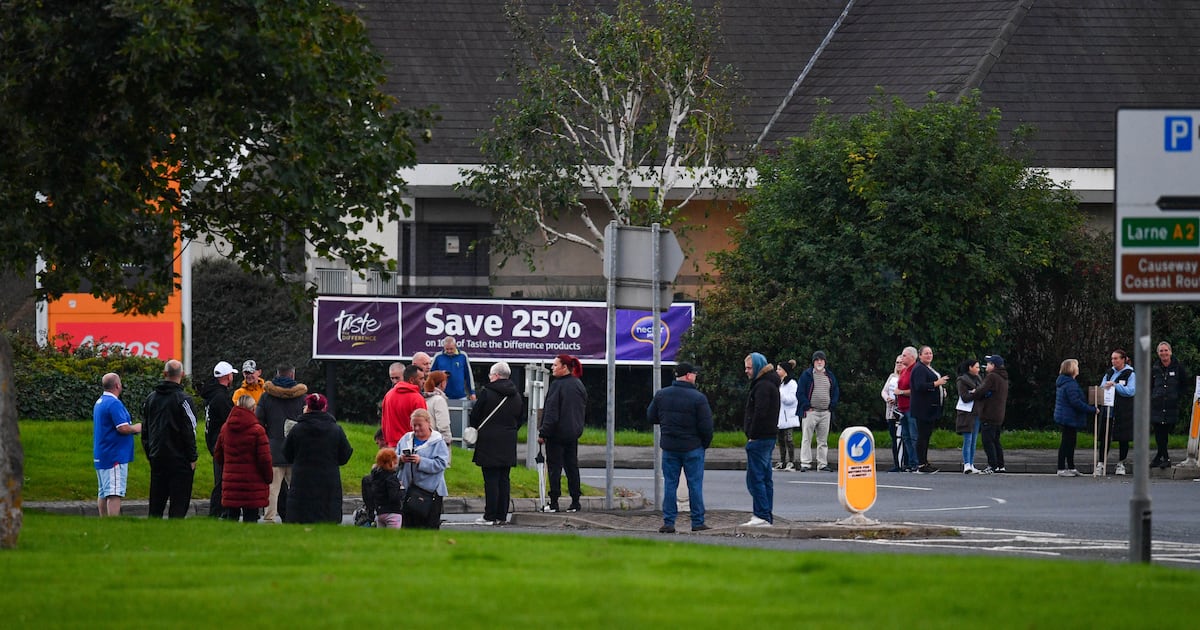 ‘Far-right challenge must not be dismissed’ despite just 200 taking part in ‘Operation Shutdown’ anti-immigration protests – The Irish News