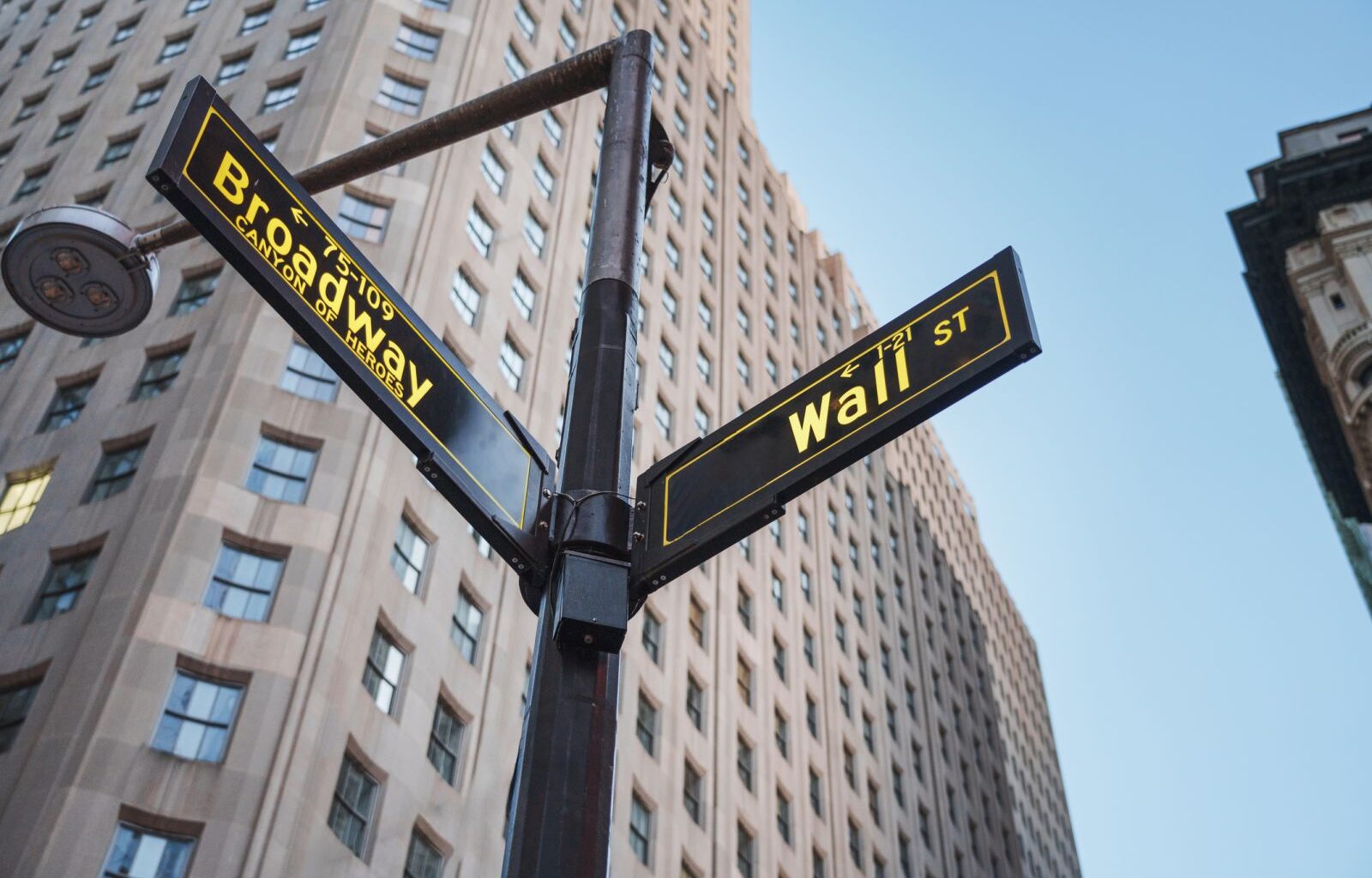 Stocks Supported by Prospects of Additional Fed Easing