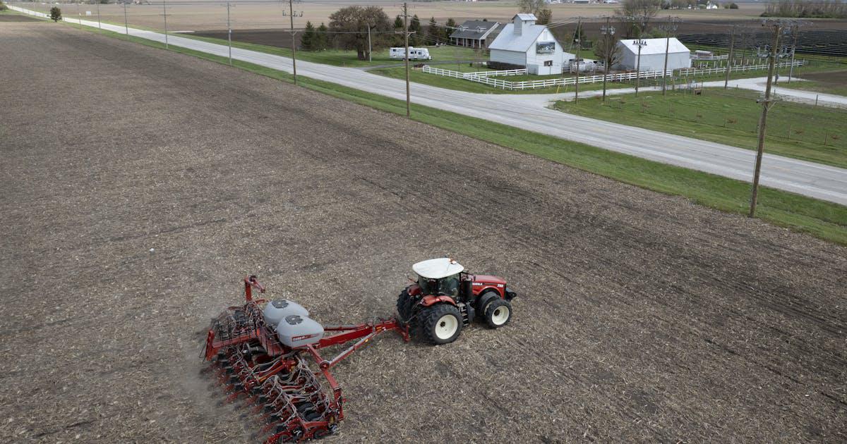 Why Won’t Farmers Rebel Against Trumponomics? Because They’re Rich.