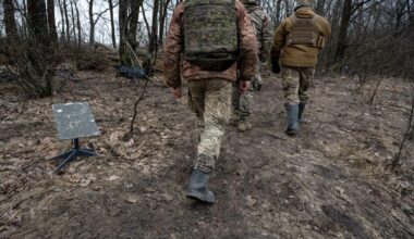 Starlink 'down across the entire front line' in Ukraine as internet service suffers global outage