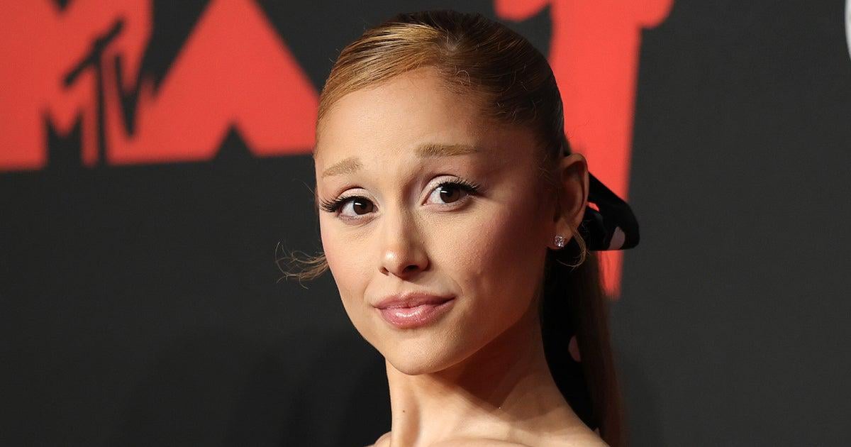 Ariana Grande Shares Pretty Blunt Question For Trump Supporters