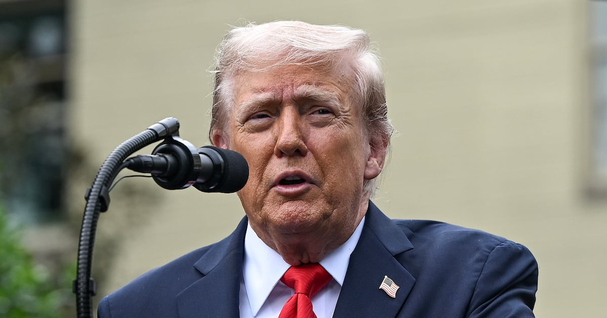 Trump urges Nato countries to stop buying Russian oil to end Ukraine war – The Irish Times