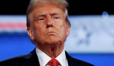 'Trump is panicking': President said to be fretting over Epstein event as his health fails