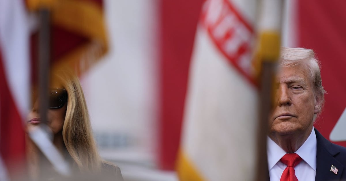 Trump calls for Russia oil boycott, China tariffs