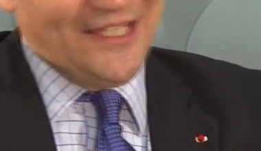 Polish FM Sikorski slammed Trump for his leniency toward Russia, noting intensified attacks on Ukraine and even Polish NATO territory after summits with Putin and Xi. He urged US long-range weapons for Ukraine and dismissed Trump’s “mistake” claim