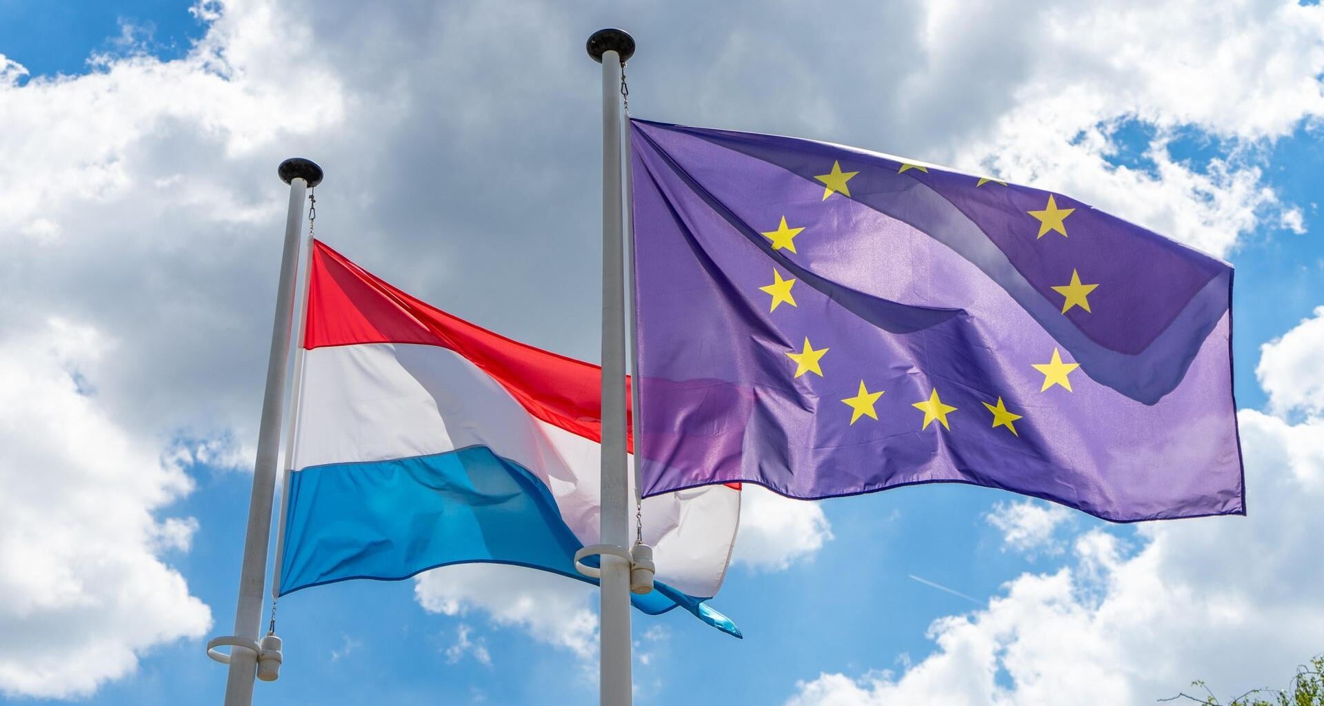 Moien, wéi geet et?: Luxembourg's language: the cornerstone of a multilingual country