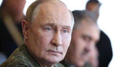 Putin caught using 50-year-old map to claim Russian advances in Ukraine