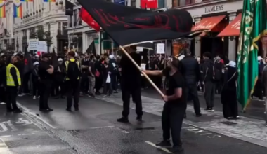 The gay 🏳️‍🌈 caliphate👳‍♂️of England 🇬🇧🇵🇰 is taking over. What a time to be alive!