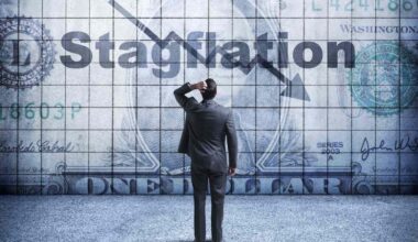 Top Economist Warns: Rising Inflation and Slowing Growth Are Investors' Worst Nightmare