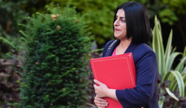 Mahmood vows to fight 'last-minute claims' against migrant deportations
