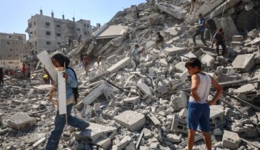 Gaza City under relentless bombardment as Israel launches ground invasion | Israel-Palestine conflict News