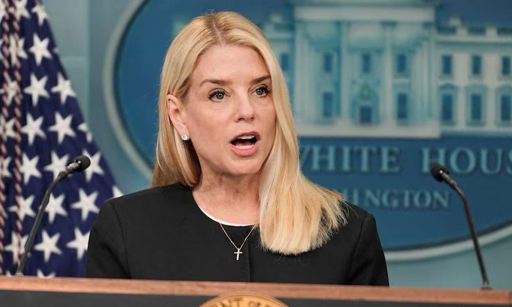 ‘Lock Her Up!’ Internet Trashes ‘Liar’ Pam Bondi After New Epstein Video Bombshell