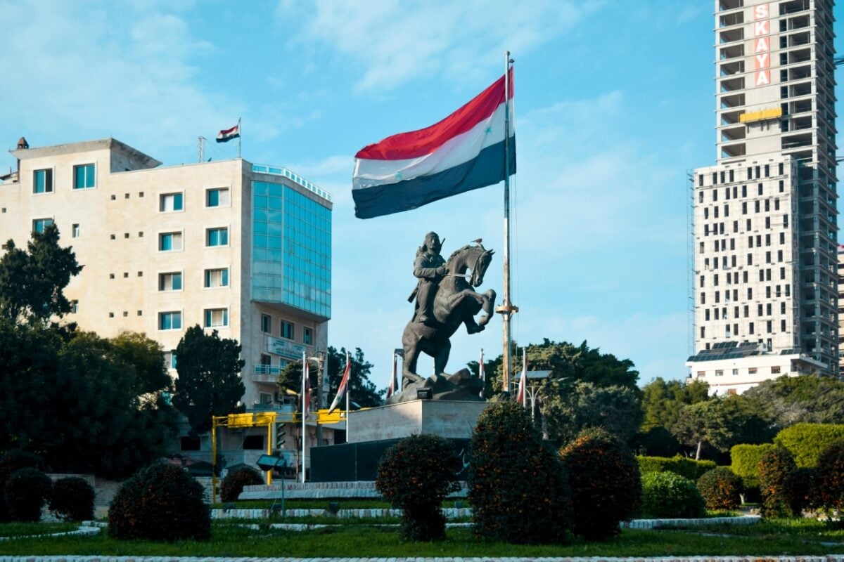 Syria signs deal with STE to build 100MW solar PV plant