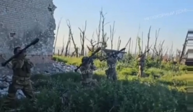 Russian Soldiers blindly fire RPG7 Thermobaric warheads at supposed Ukrainian positions. Date and location not disclosed.
