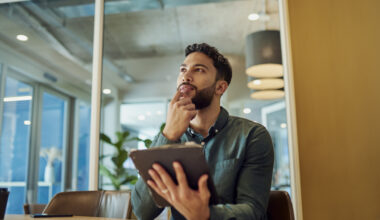 2 Artificial Intelligence (AI) Leaders to Buy and Hold Forever