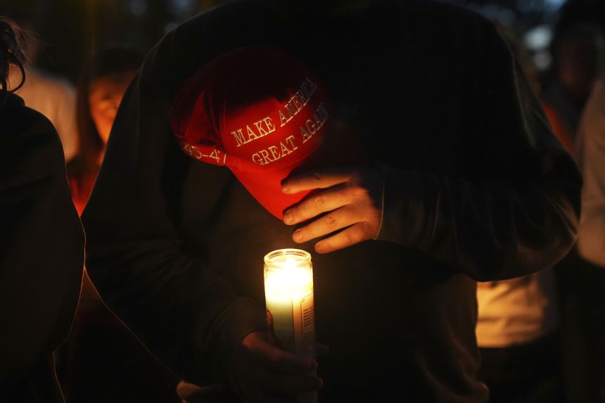 Alex Thomson holds a 