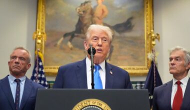 New Jersey doctor recommends pregnant patients to keep using Tylenol despite Trump's warning