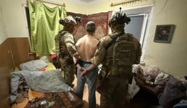 Disguised gunman who assassinated prominent Ukraine politician is linked to Russia, Kyiv says