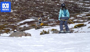 Ski field operators at Tasmania's Ben Lomond want to make more snow, but others have concerns