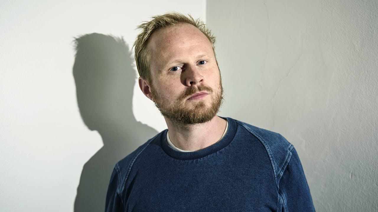 Jonatan Spang indrømmer intimt forhold til 15-årig efter fyring