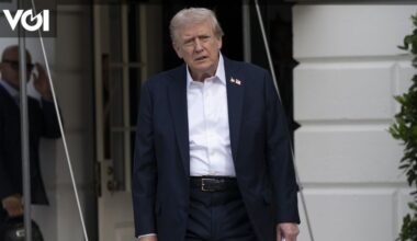 Trump Considers Tariffs On Imported Electronic Goods Based On The Number Of Chips
