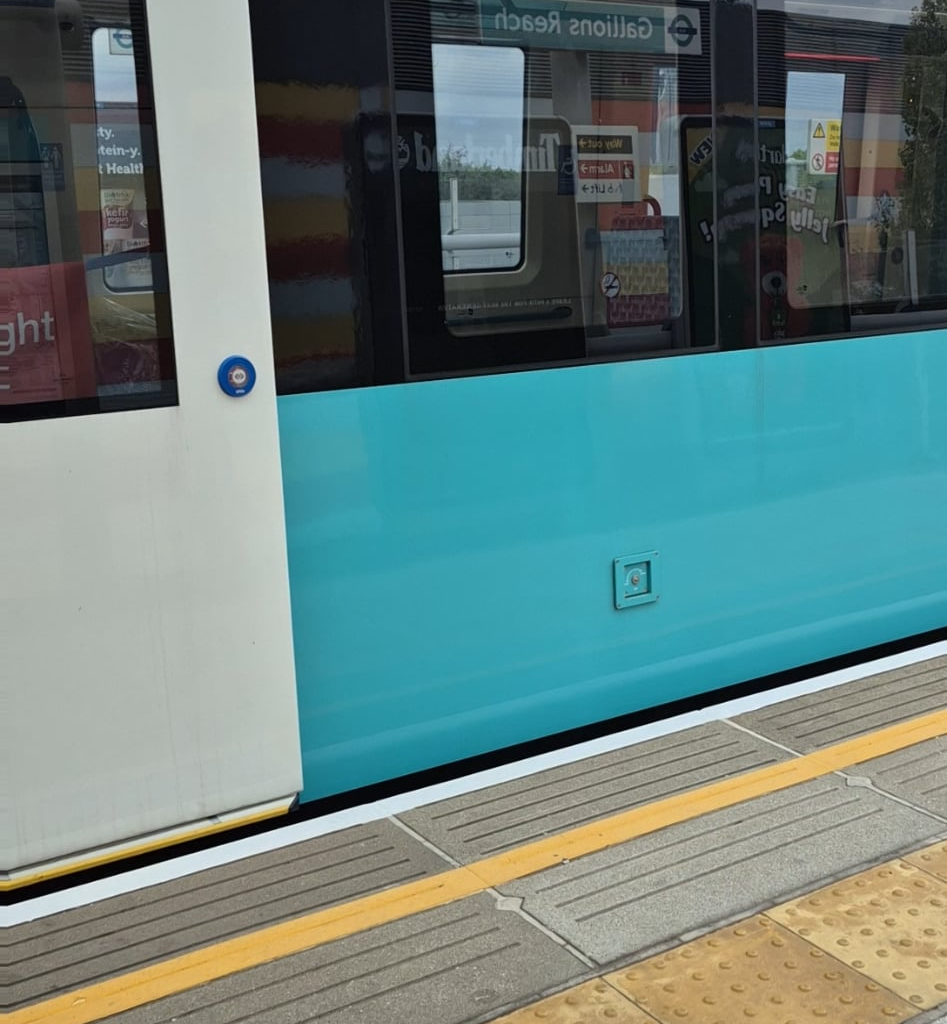 DLR in train training