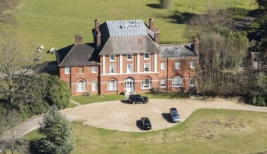 Backlash over huge 'no-go zone' around William and Kate's Windsor home