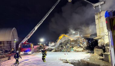 Vater auf Knien fängt Neugeborenes auf ➤ Hessen am Morgen: Die Nachrichten im Ticker | hessenschau.de
