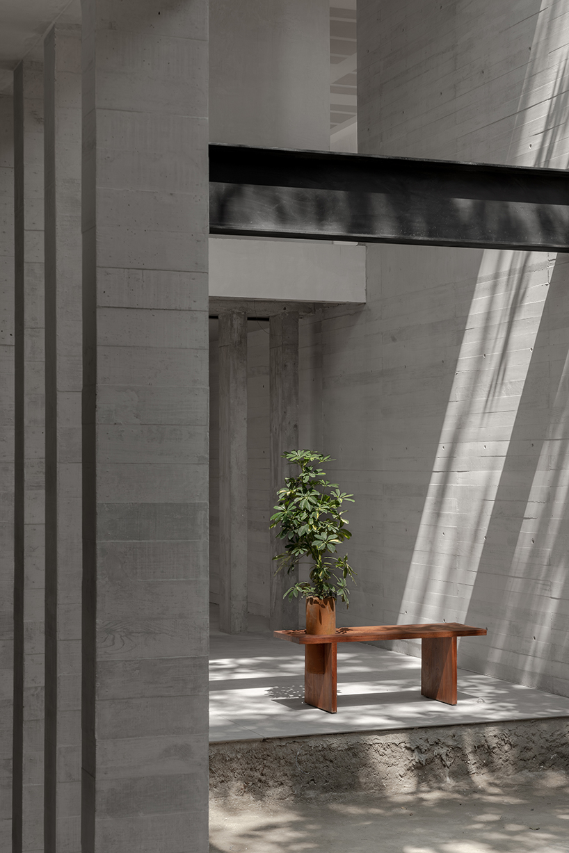 wooden furniture pieces, banca tres and silla cuatro, interact with space, materiality, and light