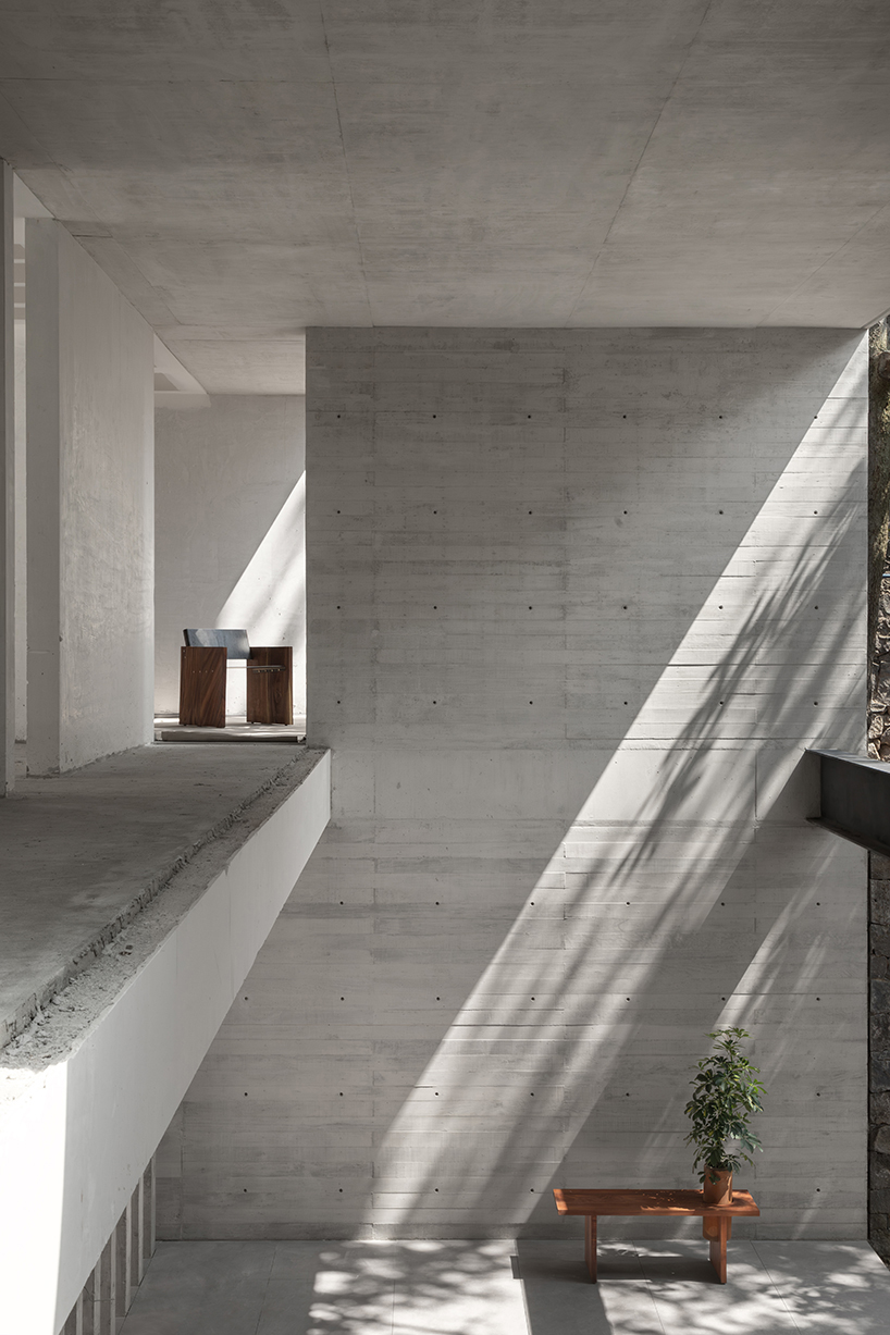 wooden furniture pieces, banca tres and silla cuatro, interact with space, materiality, and light