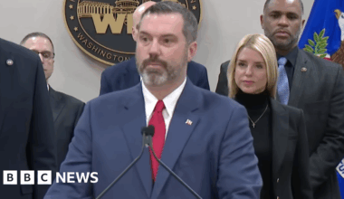 US prosecutor resigns after Trump says 'I want him out'